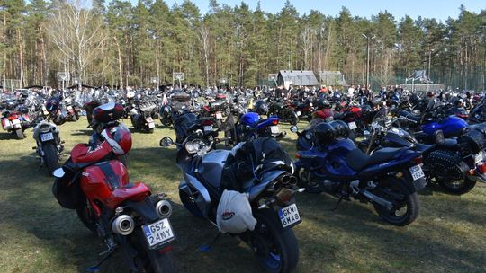 1000 jednośladów na otwarciu kościerskiego sezonu motocyklowego