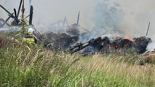 13-latek podpalił stodołę w gminie Karsin - straty sięgają 60 tysięcy złotych