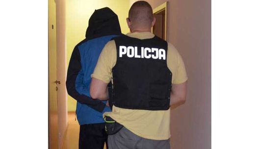 26-latek znęcał się nad rodziną