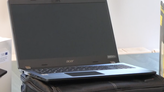 30 komputerów dla szkół powiatowych