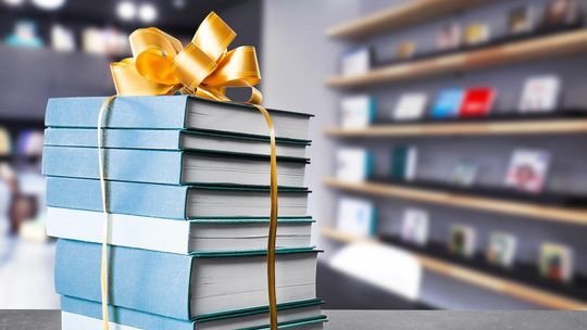 4 pomysły na książkowy prezent mikołajkowy