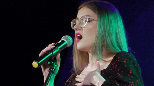 45 wykonawców zaśpiewało w kinie Remus