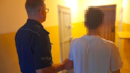 700 porcji narkotyków w mieszkaniu 30-latka z Kościerzyny