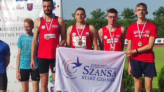 8 medali dla zawodników ze Skorzewa