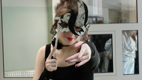 Barwny korowód i ekologiczna moda. Tak świętował Ekonomik w "Sokolni"