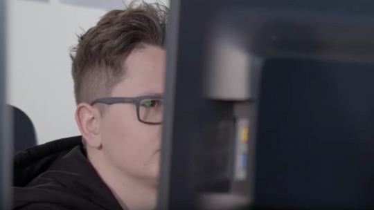 BEZPIECZNY KOMPUTER- NIE DAJ SIĘ ZŁAPAĆ!