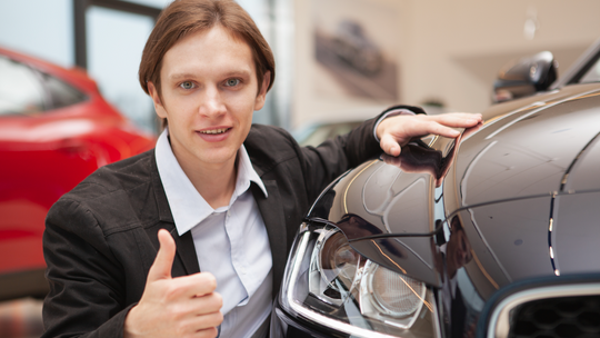 Bezpłatnie ustaw światła w samochodzie