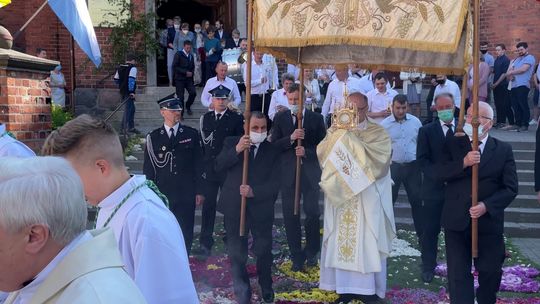 Boże Ciało. Ulicami miasta przeszła procesja