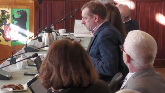 Czy radny Świtała złamał ustawę? 11 radnych chce komisji