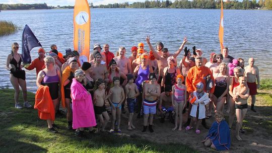 Dobrogoszcz. Morsy zaczęły sezon kąpieli!