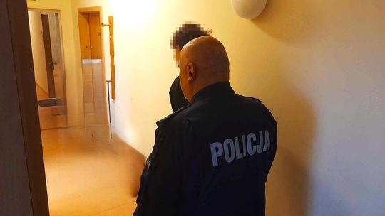 Dramat rodzinny w Kościerzynie: 18-latek znęcał się nad najbliższymi