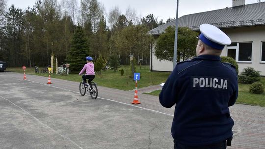 Egzamin z bezpieczeństwa w ruchu drogowym