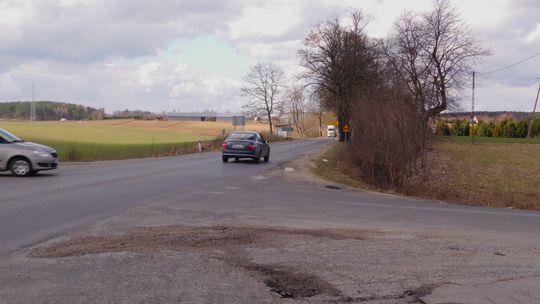 Gmina. Najbardziej niebezpieczne drogi wojewódzkie. Kiedy remonty?