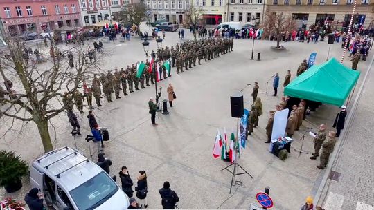 Historyczny dzień w Kościerzynie! Uroczystości patriotyczne na Rynku