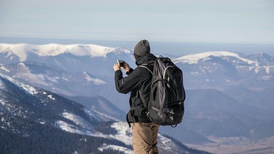 Jak wybrać plecak turystyczny, żeby był wygodny?