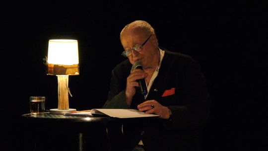 Jan Nowicki i Konrad Mastyło, czyli poezja i muzyka w sali Szopińskiego