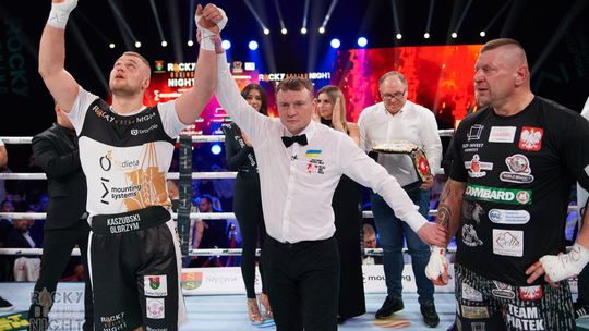 Kacper Meyna został Mistrzem Polski Wagi Ciężkiej w Zawodowym Boksie