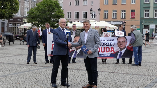 Kampania wyborcza w toku