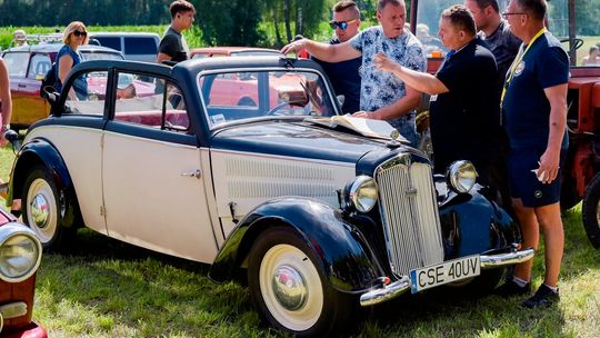 Karsiński Rajd Weteranów Szos: Święto Miłośników Starych Pojazdów