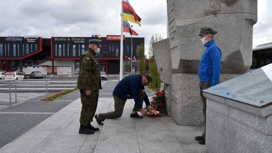 Kaszubscy Piłsudczycy uczcili święta NMP Królowej Polski i Konstytucji 3 Maja