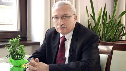 "KAŻDĄ ZŁOTÓWKĘ OGLĄDAMY PODWÓJNIE"