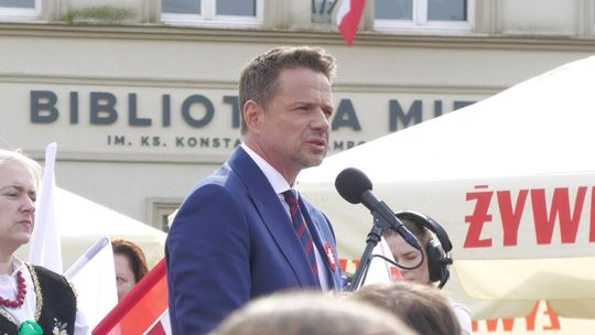 Kilkaset osób na rynku w Kościerzynie – relacja ze spotkania z Rafałem Trzaskowskim