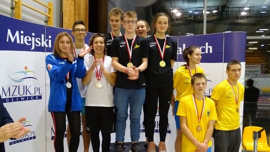 Kolejny złoty medal pływaków.