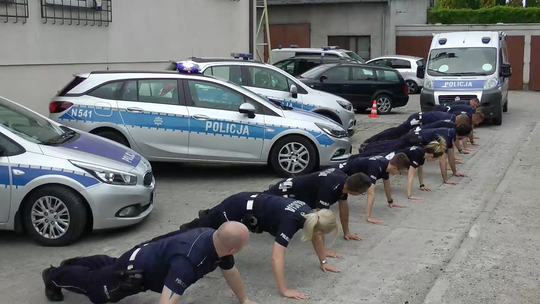 Kościerska drogówka włączyła się w akcję #GASZYNCHALLENGE