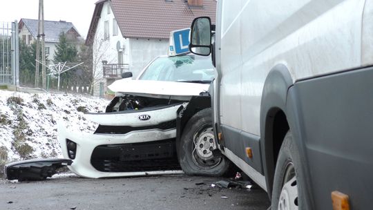 Kościerzyna. Niebezpieczny manewr przyczyną wypadku