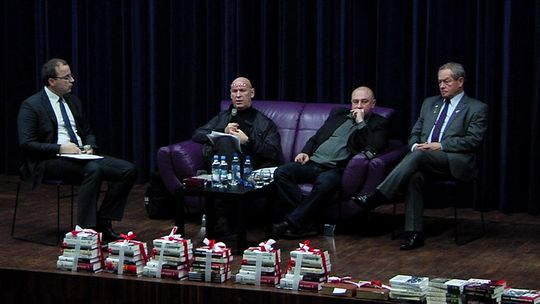 Kościerzyna. Opowiedzieli o żołnierzach wyklętych. Spotkanie z Tadeuszem Płużańskim i Leszkiem Żebrowskim