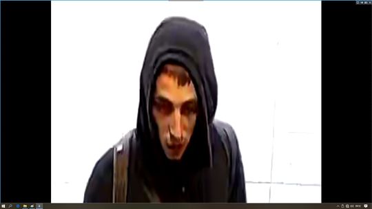 KOŚCIERZYNA - POLICJA POSZKUJE SPRAWCĘ KRADZIEŻY SKLEPOWEJ /