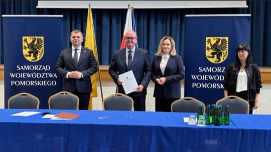 Kościerzyna walczy z krztuścem: Powiat Kościerski dołącza do programu szczepień dla seniorów 65+