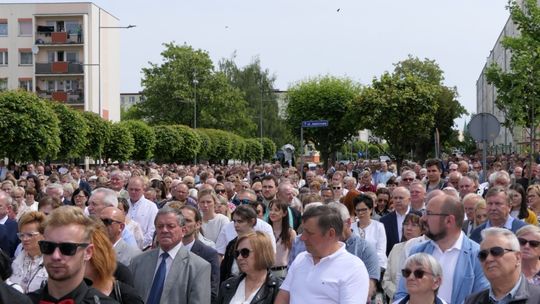 Kościerzyna.Tysiące wiernych na Procesji Bożego Ciała