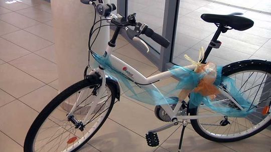 Kto wygrał rower w loterii Aqua Centrum?