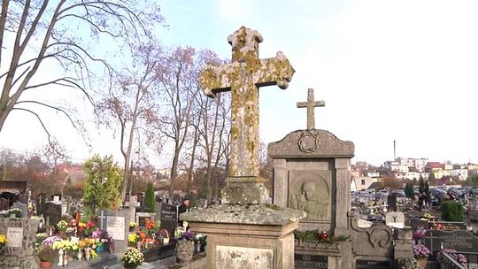 Kwesta na kościerskim cmentarzu