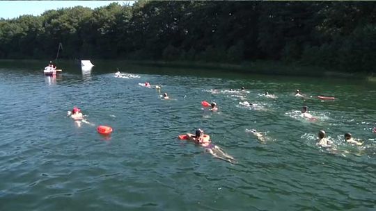 Maraton pływacki ku pamięci Romualda Wołodźki