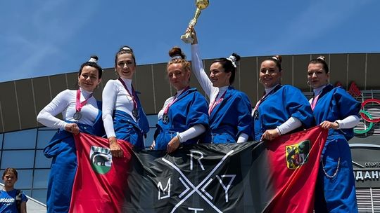 Medalowy sezon zespołu RYTM