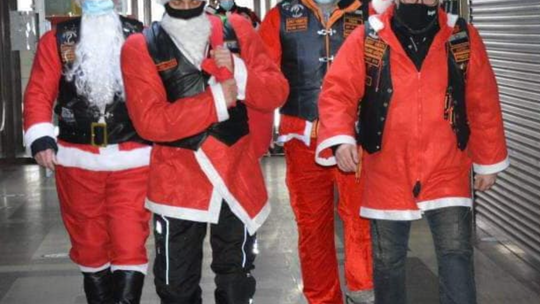 Mikołaje na motorach wsparły kościerskie hospicjum