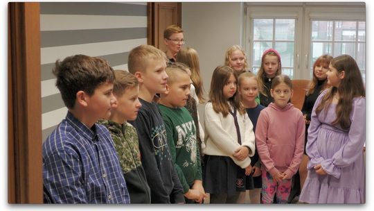 Młodzież odkrywa jak działa sąd i prokuratura w Kościerzynie