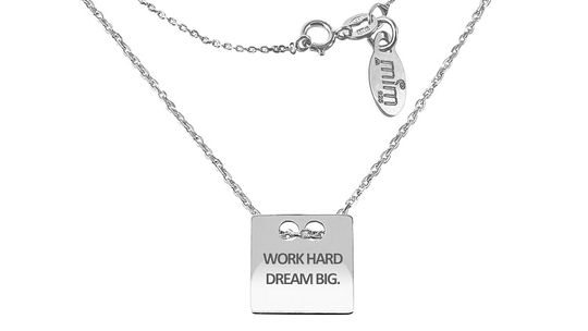 Motywująca zawieszka z grawerem może być Twoja! Wybierz gotowy model lub zaprojektuj własny Motywująca zawieszka z grawerem może być Twoja! Wybierz gotowy model lub zaprojektuj własny