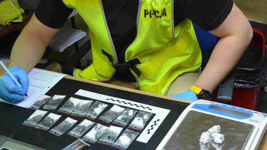 Narkotyki w mieszkaniu 26-latka