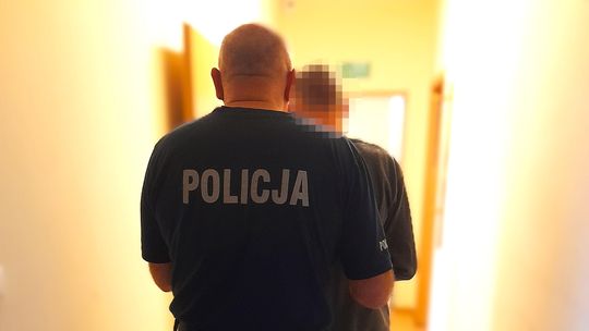 Policjanci z Liniewa zatrzymali nietrzeźwego 20-letniego kierowcę seata w gminie Nowa Karczma – wyrok zapadł w 24 godziny.