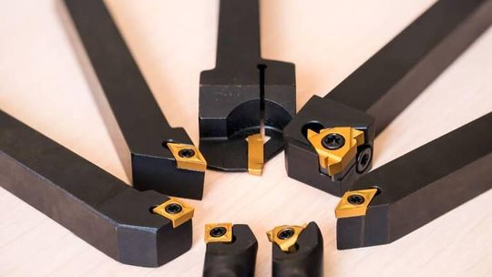 Noże tokarskie i ich rodzaje