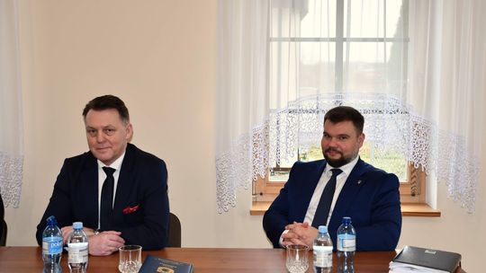 Obrona cywilna i polityka senioralna - o czym debatowano w Starym Wiecu?