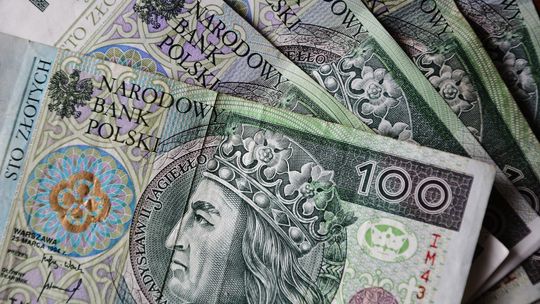 Od soboty wraca nauka zdalna. Rodzicu! Złóż wniosek o zasiłek