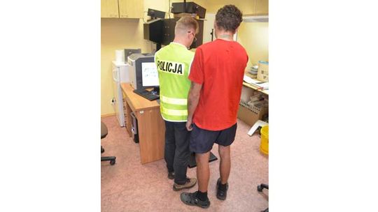 Okradł domek na 10 tys. zł. Grozi mu 10 lat