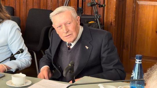 Ossowski wiceprzewodniczącym Rady Powiatu Kościerskiego — opozycja oburzona wynikiem głosowania