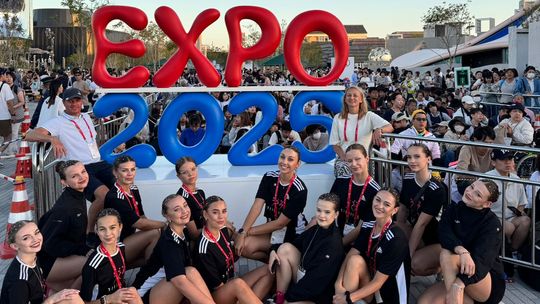 Paradise Karsin z Karsina na EXPO 2025 w Osace – taneczna duma Polski zabłysła w Japonii
