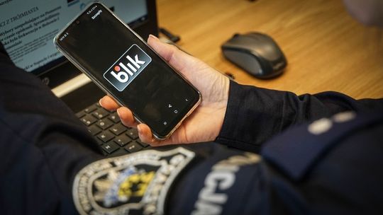 Policja ostrzega ! Nie daj się oszukać metodą na "BLIKA"