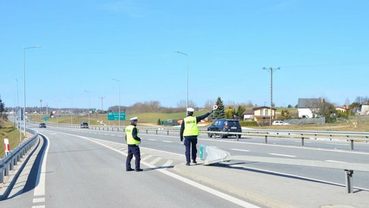 Policja skontrolowała 40 pojazdów